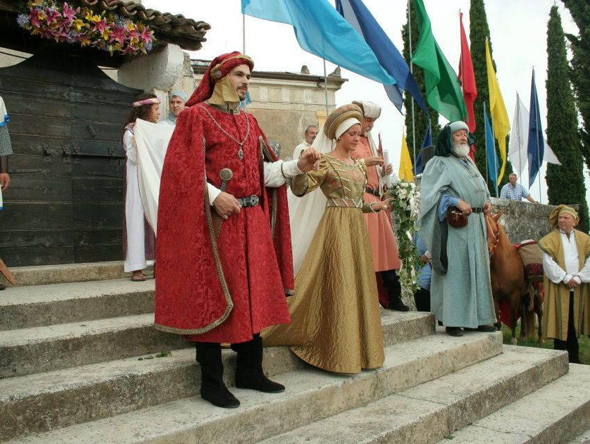 Dame e cavalieri festa medievale castello di Caneva Pordenone