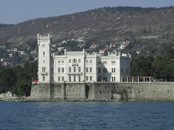 Trieste-castello-Miramare